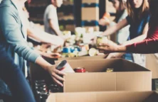 Legs universel avec charge : avantager ses proches et soutenir une fondation