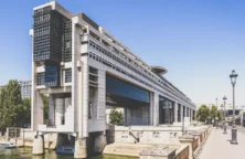 Impôt : combien l&rsquo;IFI et la « flat tax » ont-ils rapporté à l&rsquo;État en 2018 ?