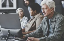 Retraités : ils épargnent 231 euros par mois, mais restent inquiets