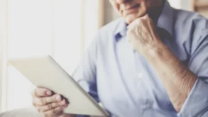 Dès 65 ans, simplifier la gestion de ses actifs