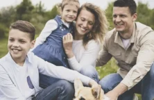 Adoption d’un proche : vérifiez les droits successoraux de l’enfant