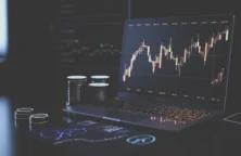 Trois intermédiaires pour un premier investissement en crypto-actifs