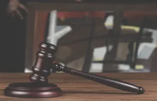 Marché de l&rsquo;art: le produit des ventes aux enchères en berne en 2024