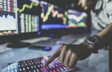 L&rsquo;action Rexel reste bien orientée au-dessus de 21,10 euros