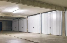 Parking-(© AdobeStock)