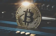 Pourquoi le bitcoin ne suit pas le cours de l’or