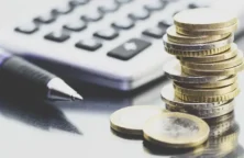 Mariage : en communauté universelle, on paie les dettes du conjoint