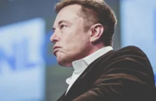 Droits de douane américains sur les panneaux solaires : Elon Musk pas content !