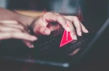 Huit grandes escroqueries à la loupe