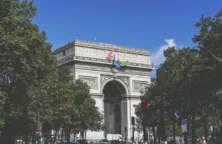 Le sponsor des JO-2024 Carrefour a écoulé plus de 4,3 millions de produits dérivés