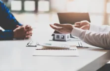 Prix de l&rsquo;immobilier : découvrez les villes et régions où les acheteurs obtiennent 10% de rabais