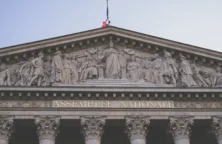 Lecornu : un budget, deux motions de censure, trois 49.3 !