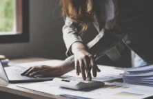 Réforme de la TVA des microentrepreneurs en 2025 : suspension et enjeux à venir