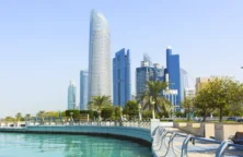 Un diamant bleu rare exposé à Abou Dhabi avant sa vente aux enchères